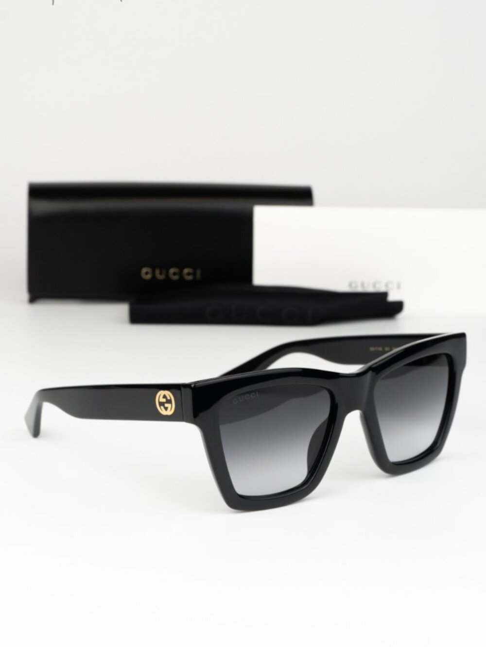 Gucci Women Sunglasses Black Grey Gradient Square GG1714S 001 NEW AUTHENTIC